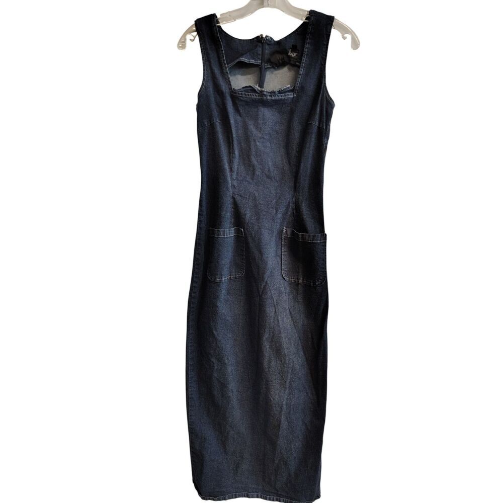 Boutique Europa Women's Size 10 Sleeveless Blue‎ Denim Maxi Dress